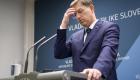 استقالة رئيس وزراء سلوفينيا إثر إبطال استفتاء حكومي