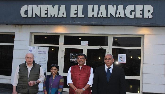 السفير الهندي في سينما الهناجر بالقاهرة