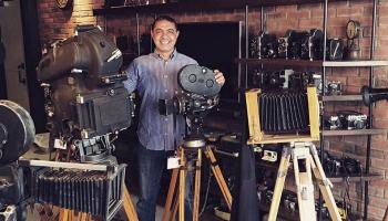 هشام سليمان في متحفه السينمائي