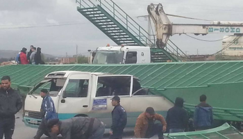 سقوط جسر للمشاة في بومرداس الجزائرية