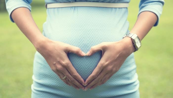 ولادة الأطفال بعيوب خلقية تصيب أمهاتهم بمرض القلب
