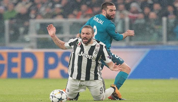 داني كارباخال مدافع ريال مدريد