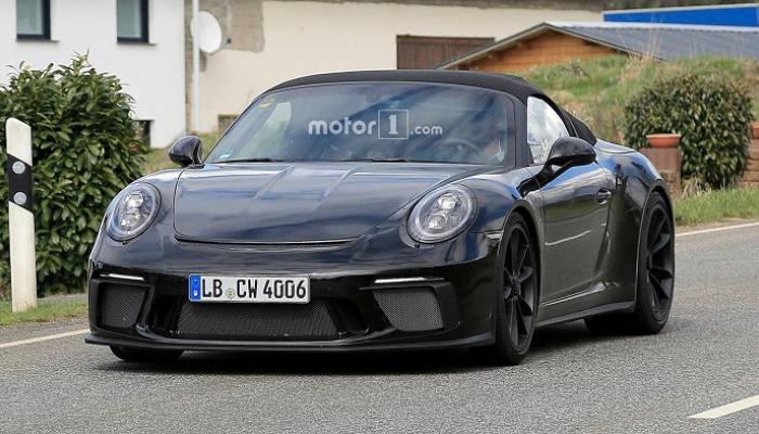 سيارة بورش موديل 911 Speedster
