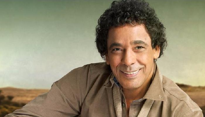 المطرب المصري محمد منير