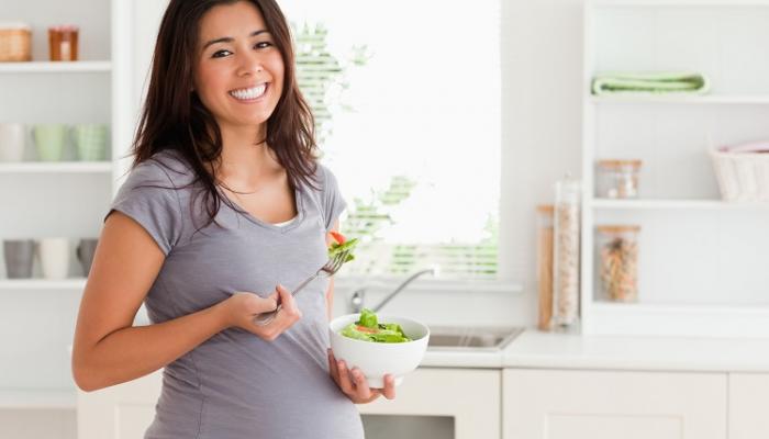 تناول الحوامل للخضراوات يحمي الأجنة من الربو