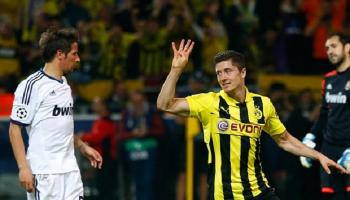 ليفاندوفسكي عند تسجيله رباعية في الريال في 2014