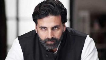 النجم الهندي أكشاي كومار 