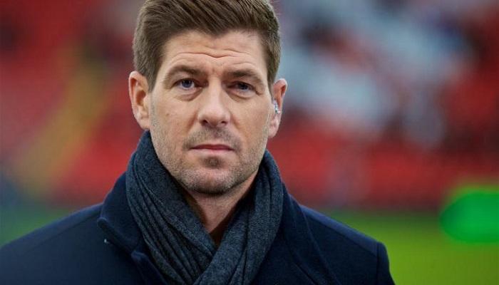 ستيفن جيرارد لاعب ليفربول الأسبق