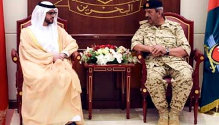 الشيخ خليفة بن أحمد آل خليفة والشيخ سلطان بن حمدان بن زايد آل نهيان