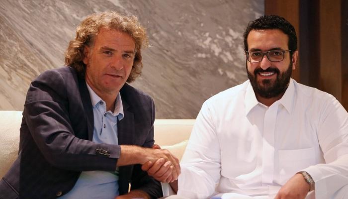 رئيس النصر وكارينيو