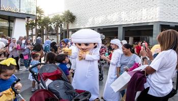 جانب من احتفالات "حق الليلة" في دبي