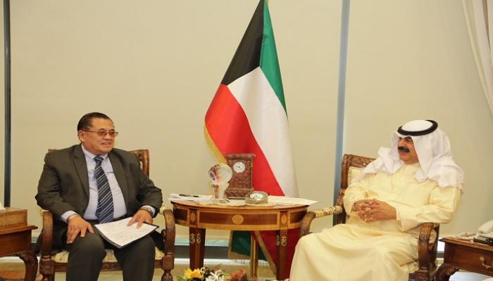 نائب وزير الخارجية الكويتي يلتقي المستشار الرئاسي للعمال الفلبينيين