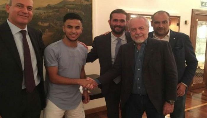 أوريليو دي لورينتيس مع آدم وناس