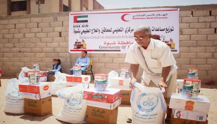 مساعدات طبية وإنسانية إماراتية للمرضى في شبوة