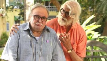 أميتاب باتشان وريشي كابور في فيلم 