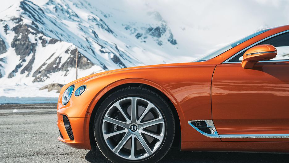 بنتلي كونتيننتال جي تي 2019 Bentley continental gt