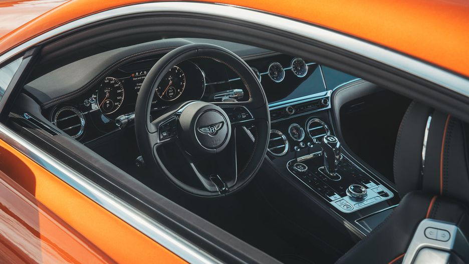 بنتلي كونتيننتال جي تي 2019 Bentley continental gt