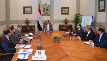 السيسي خلال الاجتماع مع عدد من أعضاء حكومته