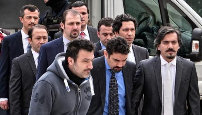 الضباط الأتراك الهاربون لليونان بعد محاولة الانقلاب - أرشيفية