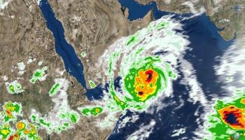 خريطة الإعصار كما بثها المركز الوطني للأرصاد بالإمارات
