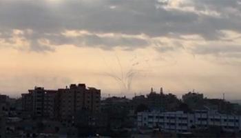 صورة متداولة لقذائف الهاون باتجاه إسرائيل