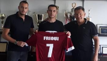   المهاجم سامي فريوي في نادي لاريسا