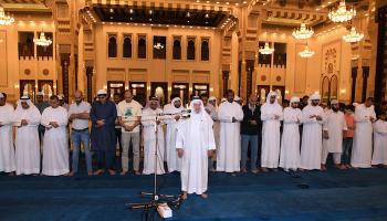 مساجد الإمارات تقيم "صلاة الغائب" على أرواح شهداء الوطن