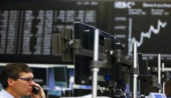 الأسهم الأوروبية تهبط بفعل مخاوف جديدة بشأن إيطاليا