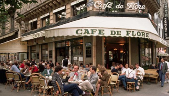 مقاهي باريس العتيقة 