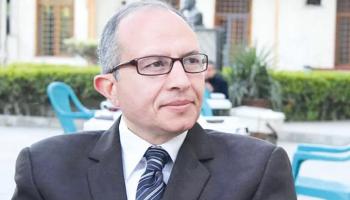 الروائي منير عتيبة 