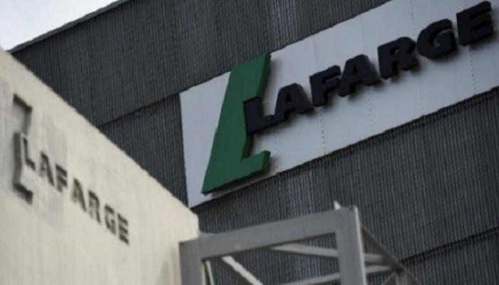 مقر شركة "لافارج هولسيم" في باريس