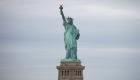 القبض على امرأة أرادت تسلق تمثال الحرية في نيويورك