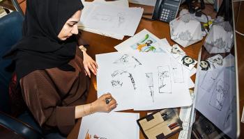 دانة المضرب.. فنانة تنقل التراث الإماراتي بالرسوم الكرتونية