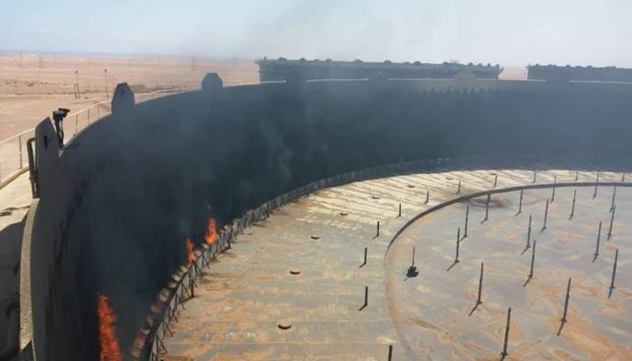 إرهابيون يشعلون حريقا في الهلال النفطي - أرشيفية