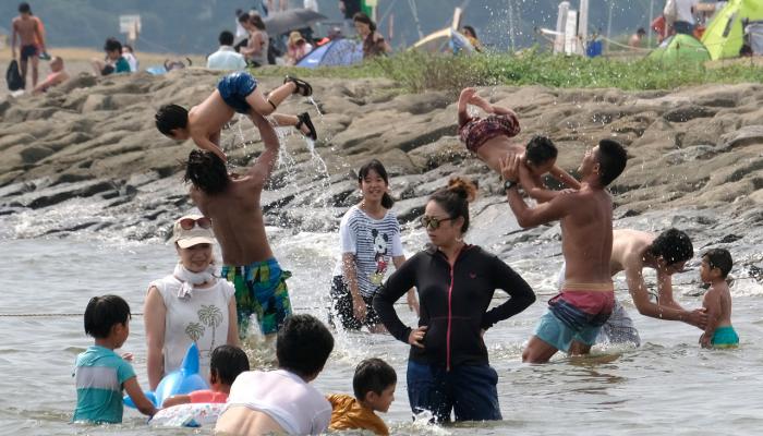 وفاة 15 شخصا في اليابان بسبب موجة حارة