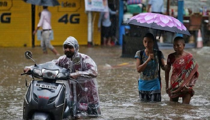 أمطار غزيرة تودي بحياة 49 شخصا شمال الهند