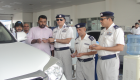شرطة أبوظبي تنفذ برنامجا توعويا للمسافرين برا