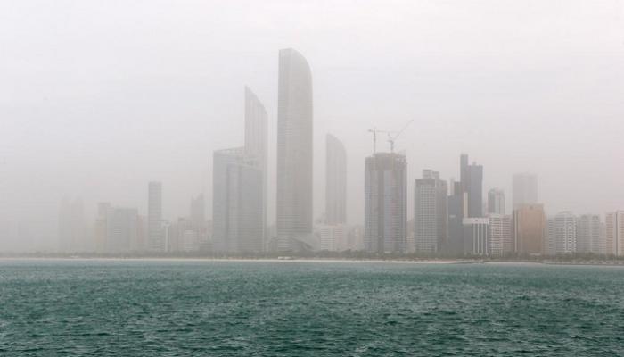 درجة الحرارة العظمى بأبوظبي 43