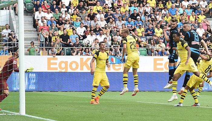 نابولي يهزم دورتموند
