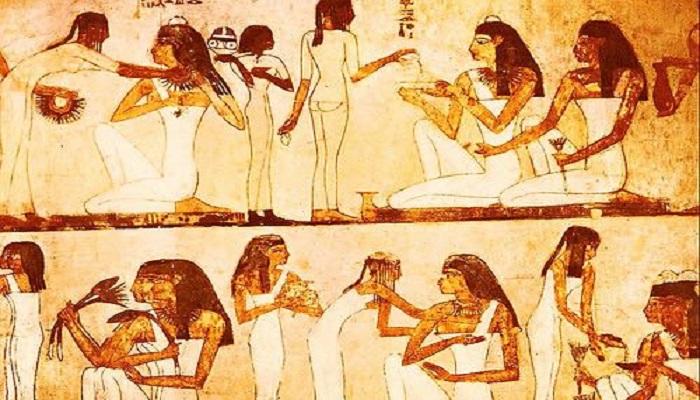 دراسة أمريكية تؤكد أن الفراعنة صنعوا أحمر الشفاه من الحشرات