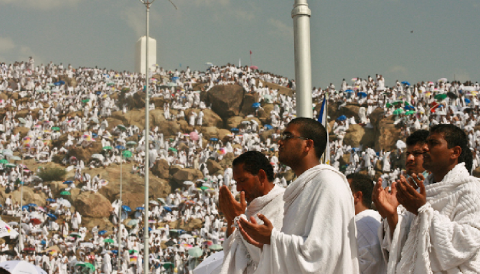 بالصور.. ضيوف الرحمن على جبل عرفات لأداء الركن الأعظم في الحج
