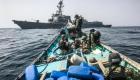 الجيش الأمريكي ينشر صورا لقارب تهريب أسلحة تم ضبطه بخليج عدن