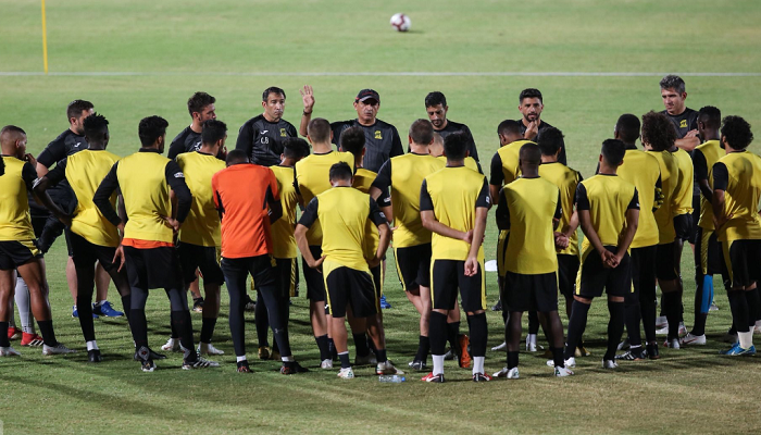 لاعبو اتحاد جدة