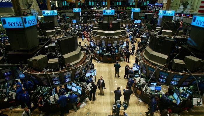 البورصة الأمريكية تنهي الشهر على مكاسب