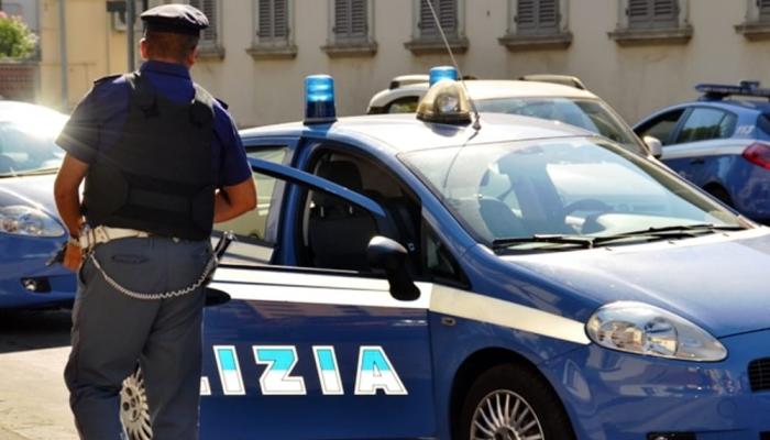 الشرطة الإيطالية تعيد كمبيوتر طفل سرقه لصوص - صورة أرشيفية