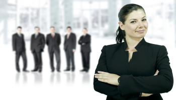 وجود النساء في مناصب إدارية _ أرشيفية