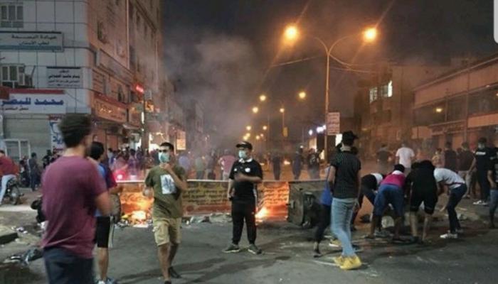 اشتباكات بين محتجين عراقيين ومليشيا إيران بالبصرة