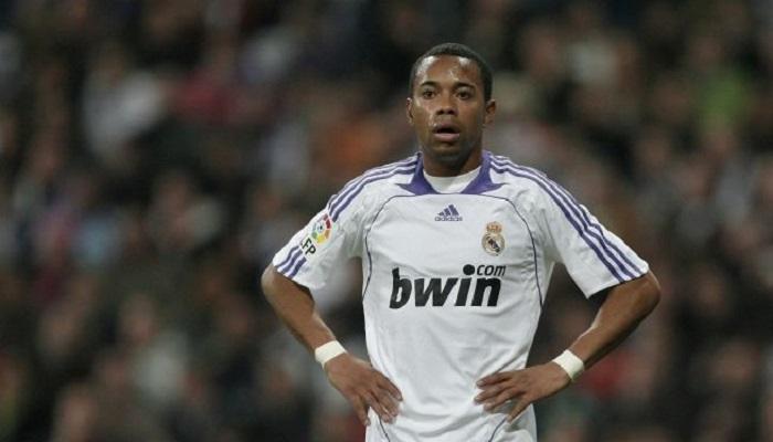 روبينيو نجم ريال مدريد السابق