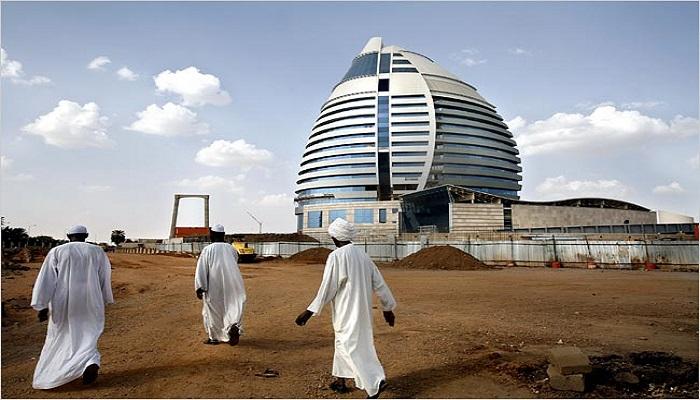 تقليص حقائب الحكومة محاولة الرئيس السوداني للسيطرة على الوضع الاقتصادي