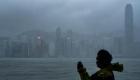 الصين تلغي 400 رحلة طيران وتغلق مواقع سياحية بسبب إعصار "مانكوت"